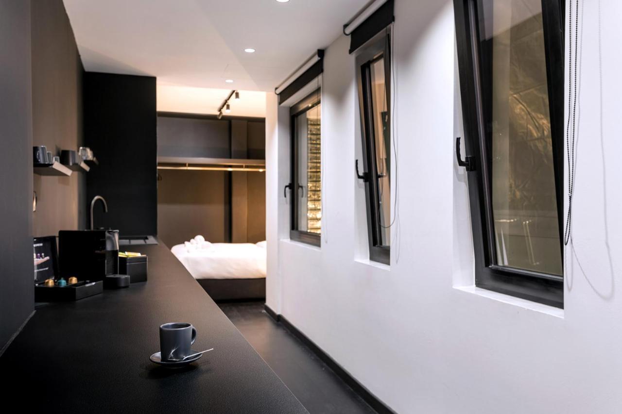 Nin&Bau Sarri 2 Hotel เอเธนส์ ภายนอก รูปภาพ
